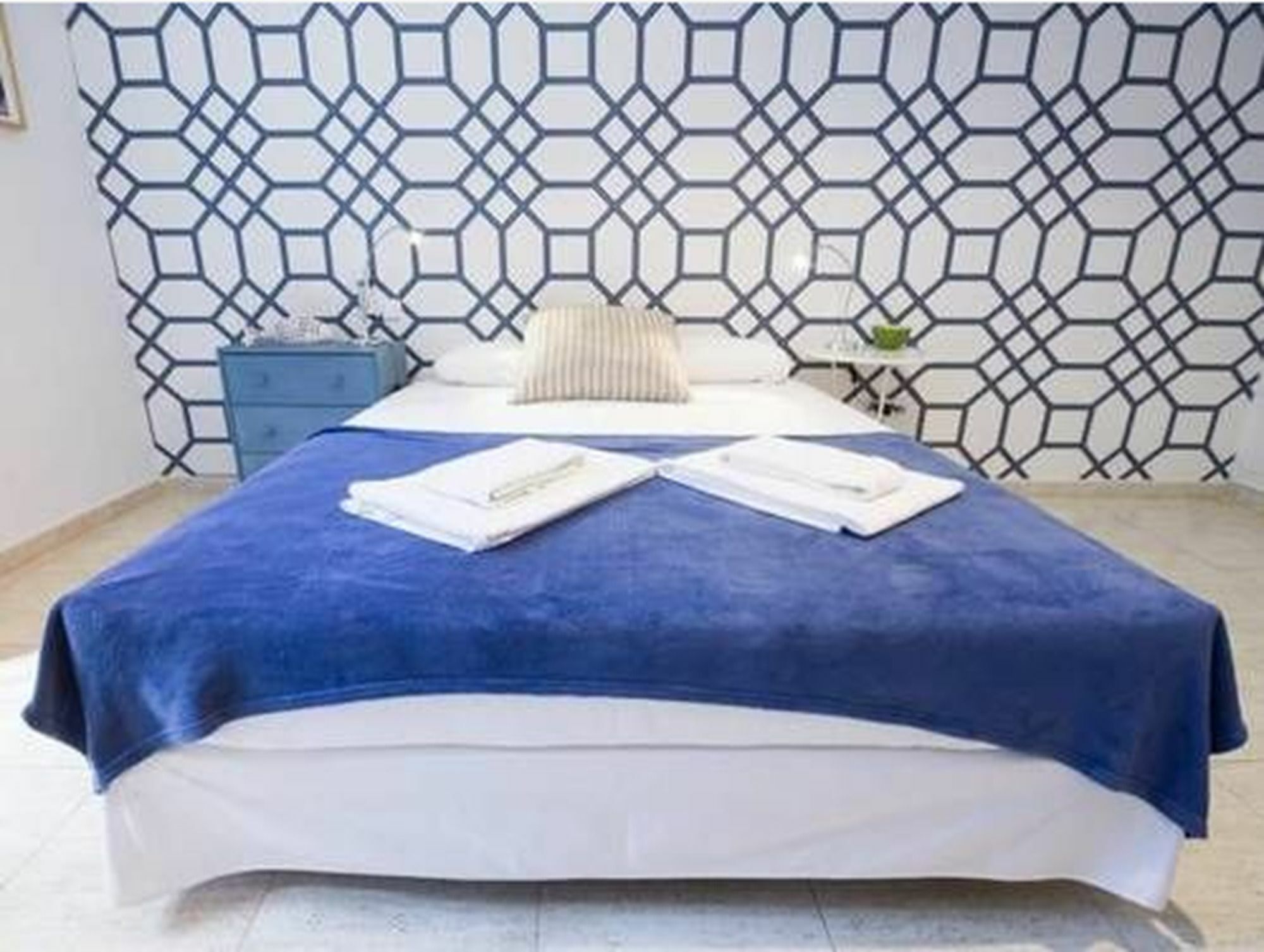 L&h Puerta Del Sol Apartamento *